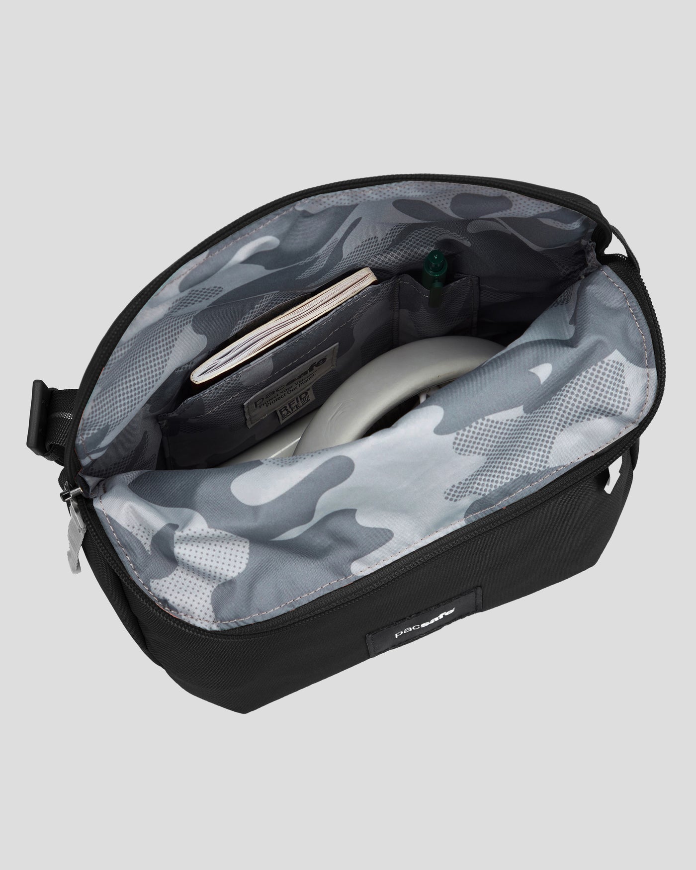 B1931_owe_pacsafe_go_saddle_crossbody_f_1784780670000