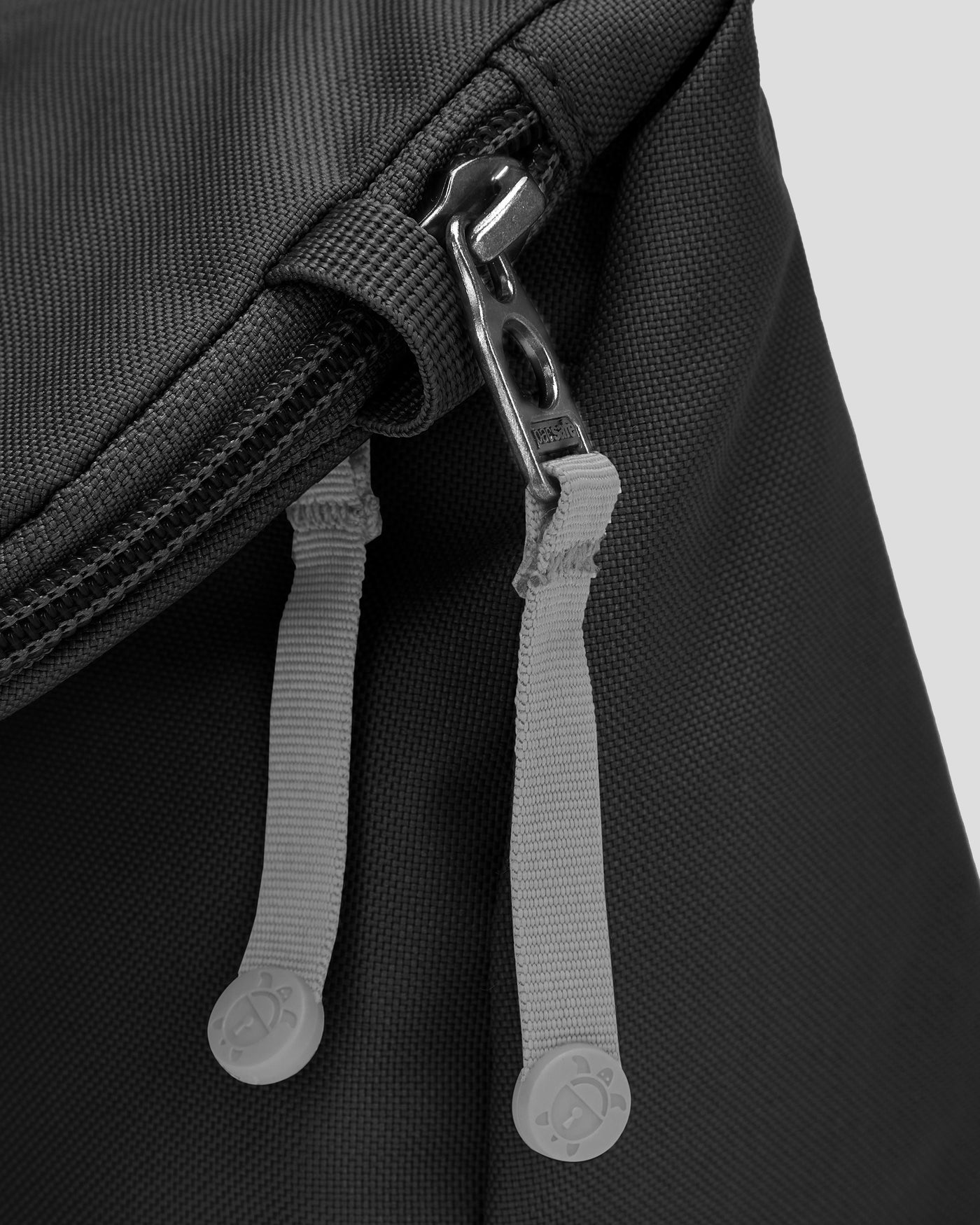 B1931_owe_pacsafe_go_saddle_crossbody_h_1784780674000