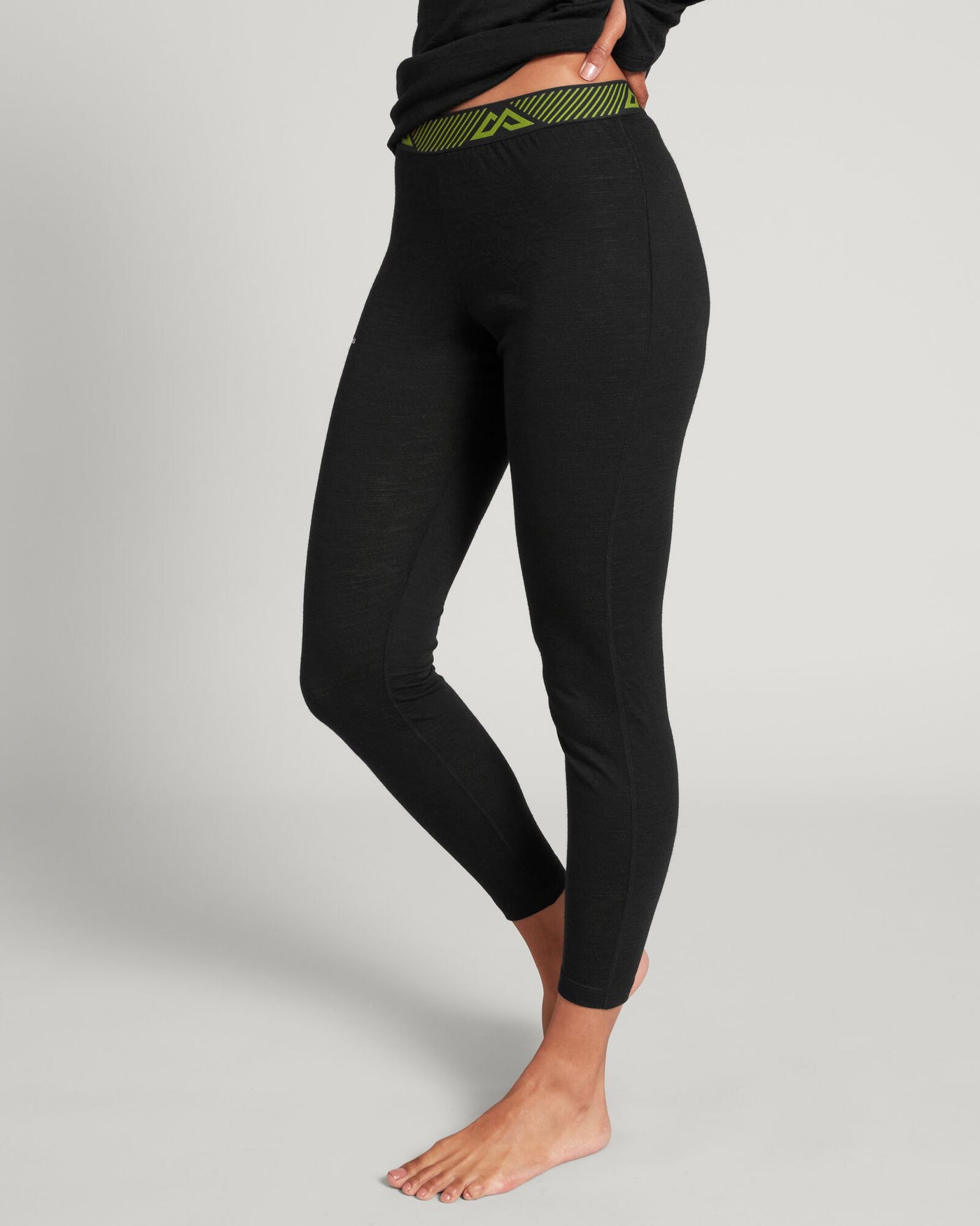a0170_k21_kmdascent_womens_leggin_d_1743635069000