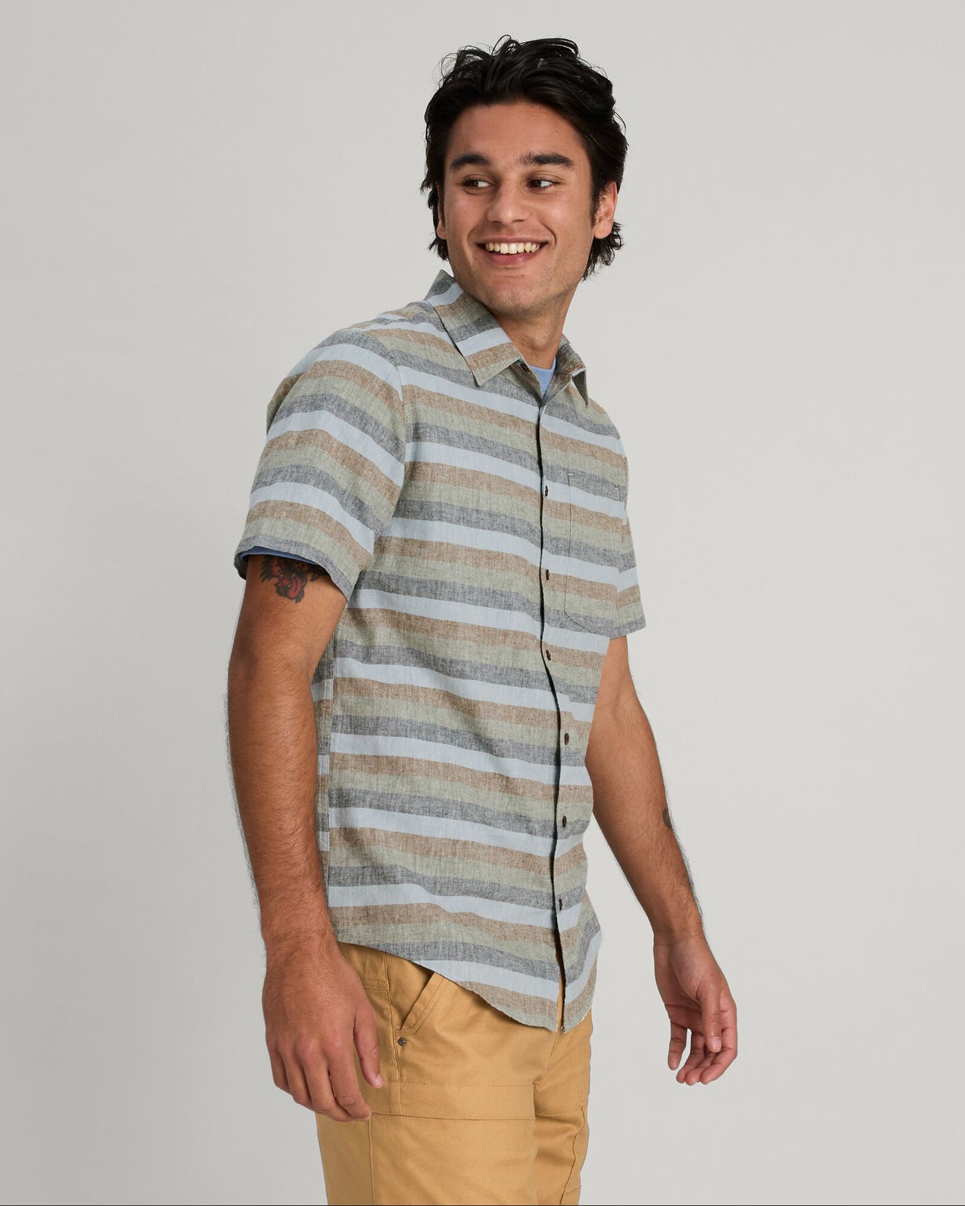 a0706_oez_flaxton_short_sleeve_shirt_mens_v2_blue_c_1743629337000