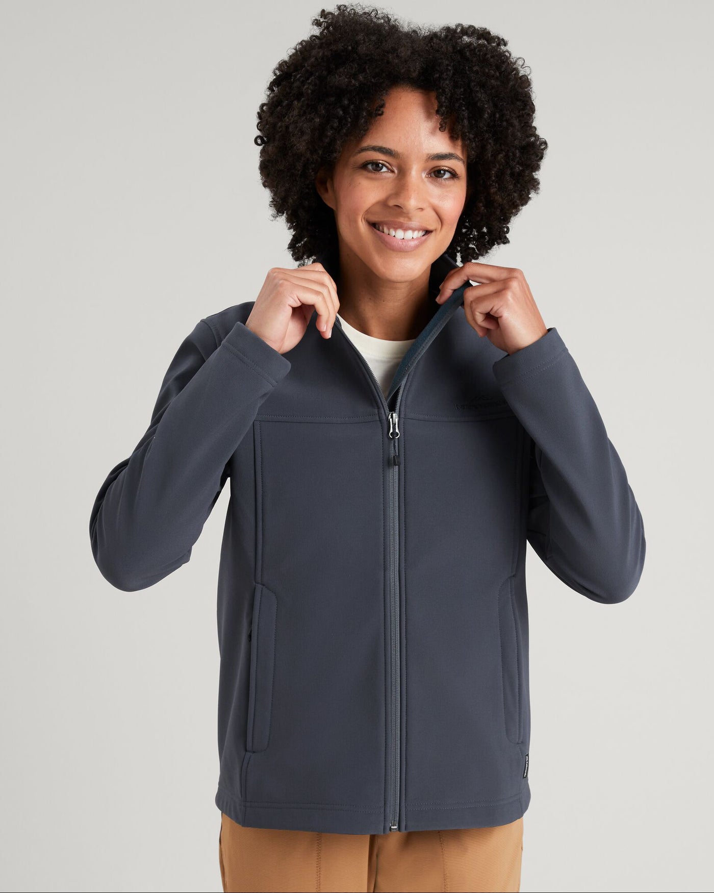 a0825_o4t_arbury_womens_jacket_v_a_1743629412000