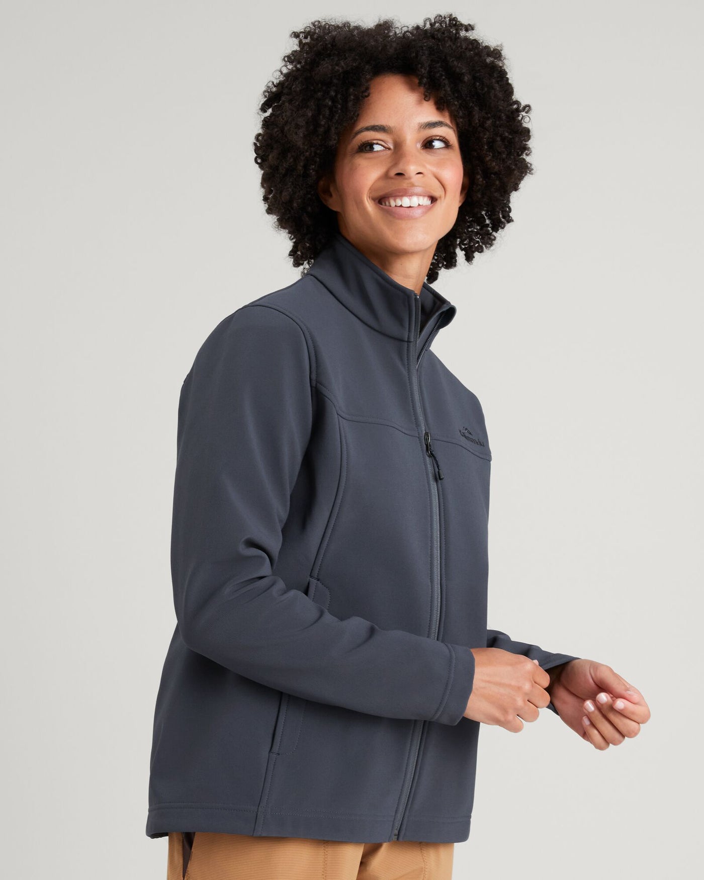 a0825_o4t_arbury_womens_jacket_v_b_1743629501000