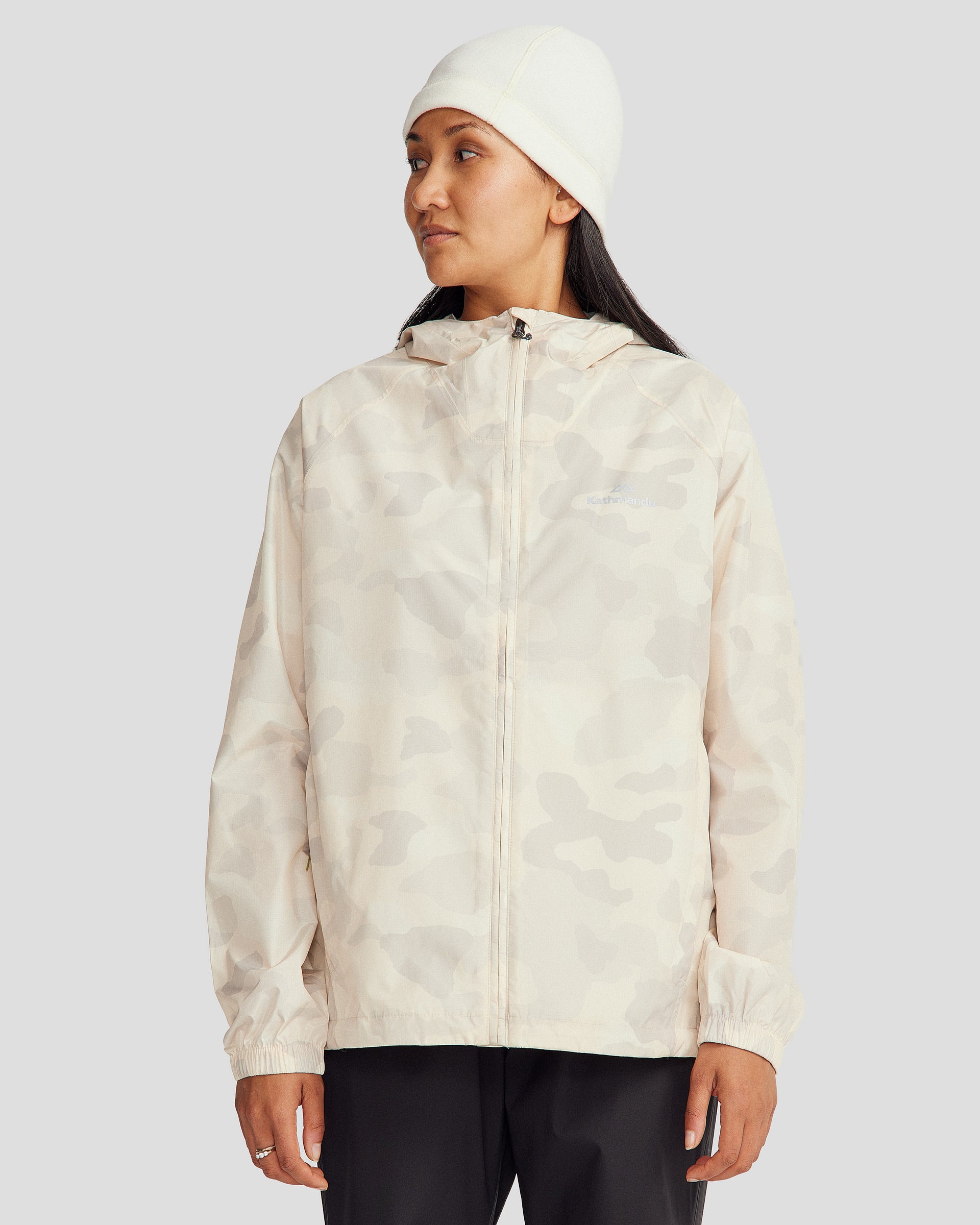 a1392_oqi_pocket_it_2l_womens_rain_jacket_v4_neutral_a_1744694056000