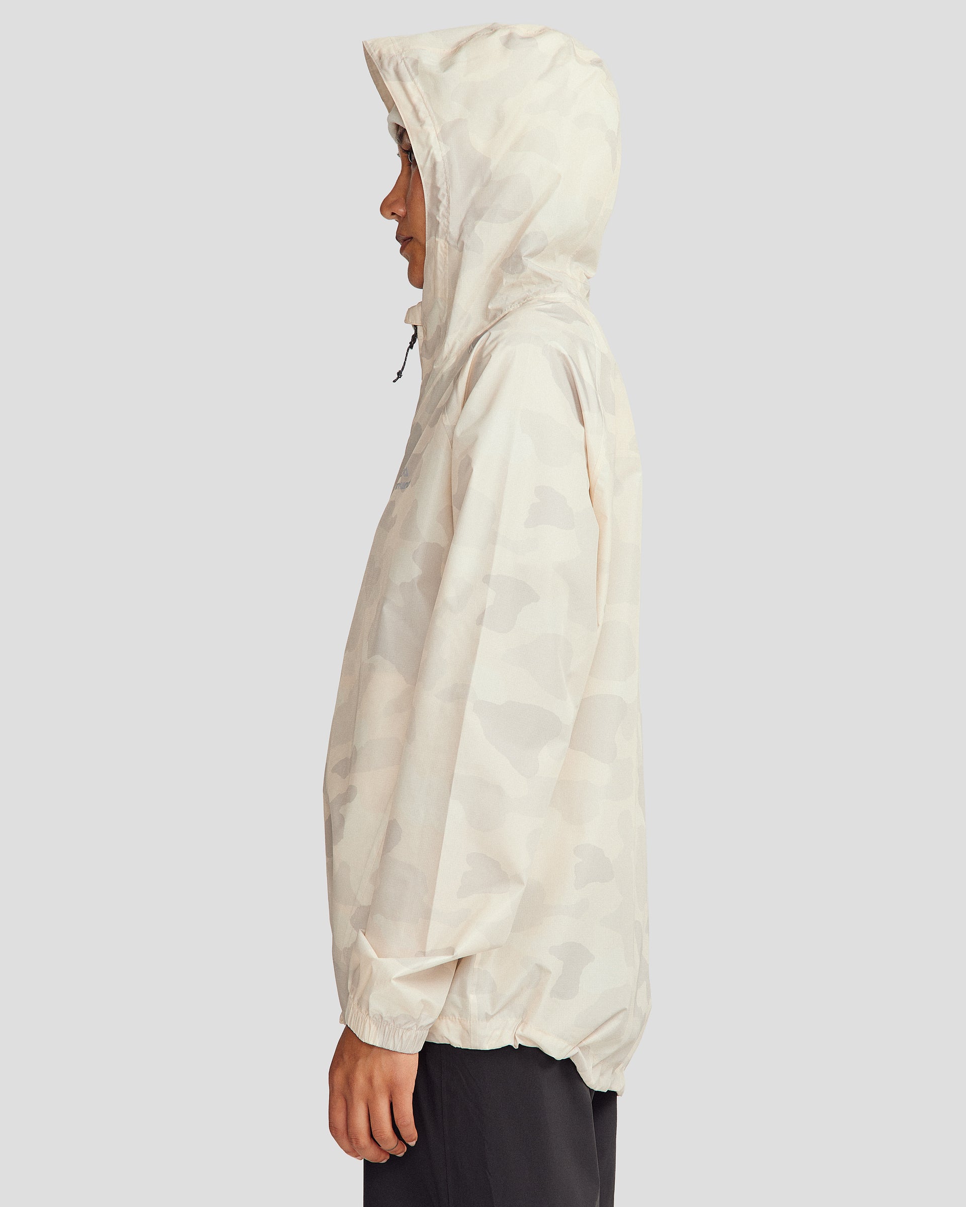 a1392_oqi_pocket_it_2l_womens_rain_jacket_v4_neutral_c_1744694091000