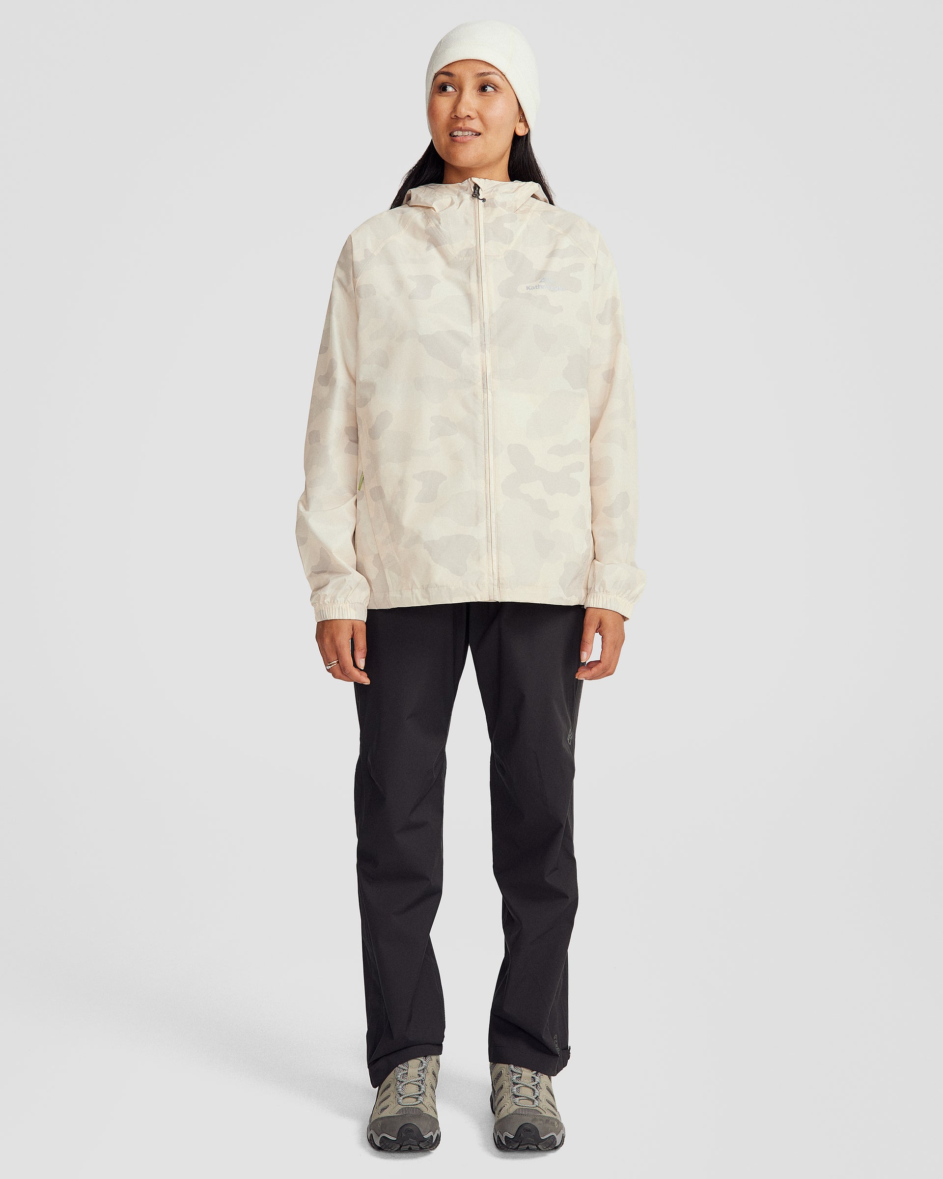 a1392_oqi_pocket_it_2l_womens_rain_jacket_v4_neutral_multi_m_b_1745458712000