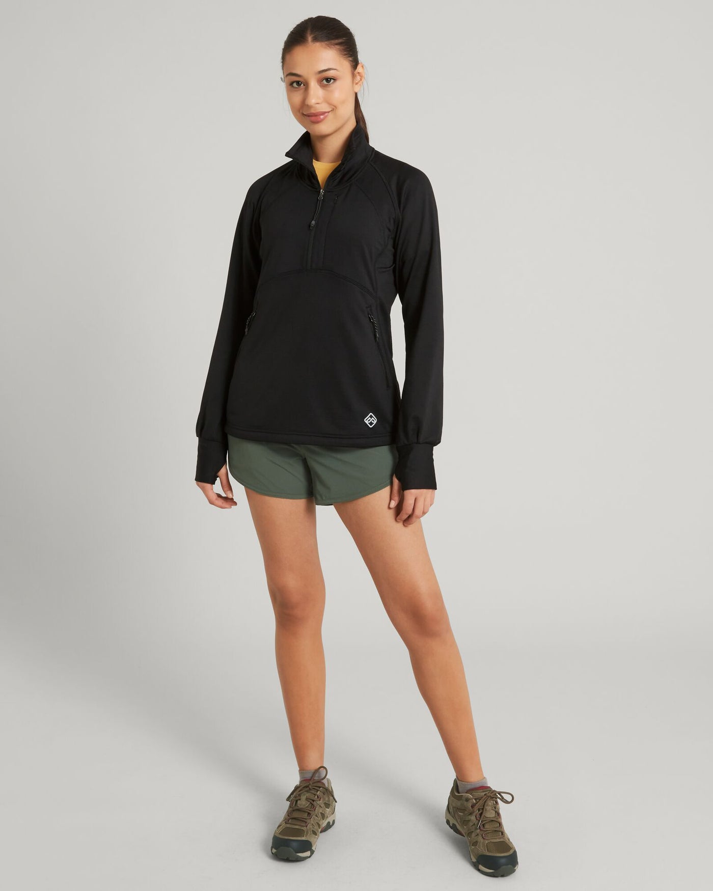 a1433_902_ult_hike_womens_quarter_zip_pullov_b_1743630585000