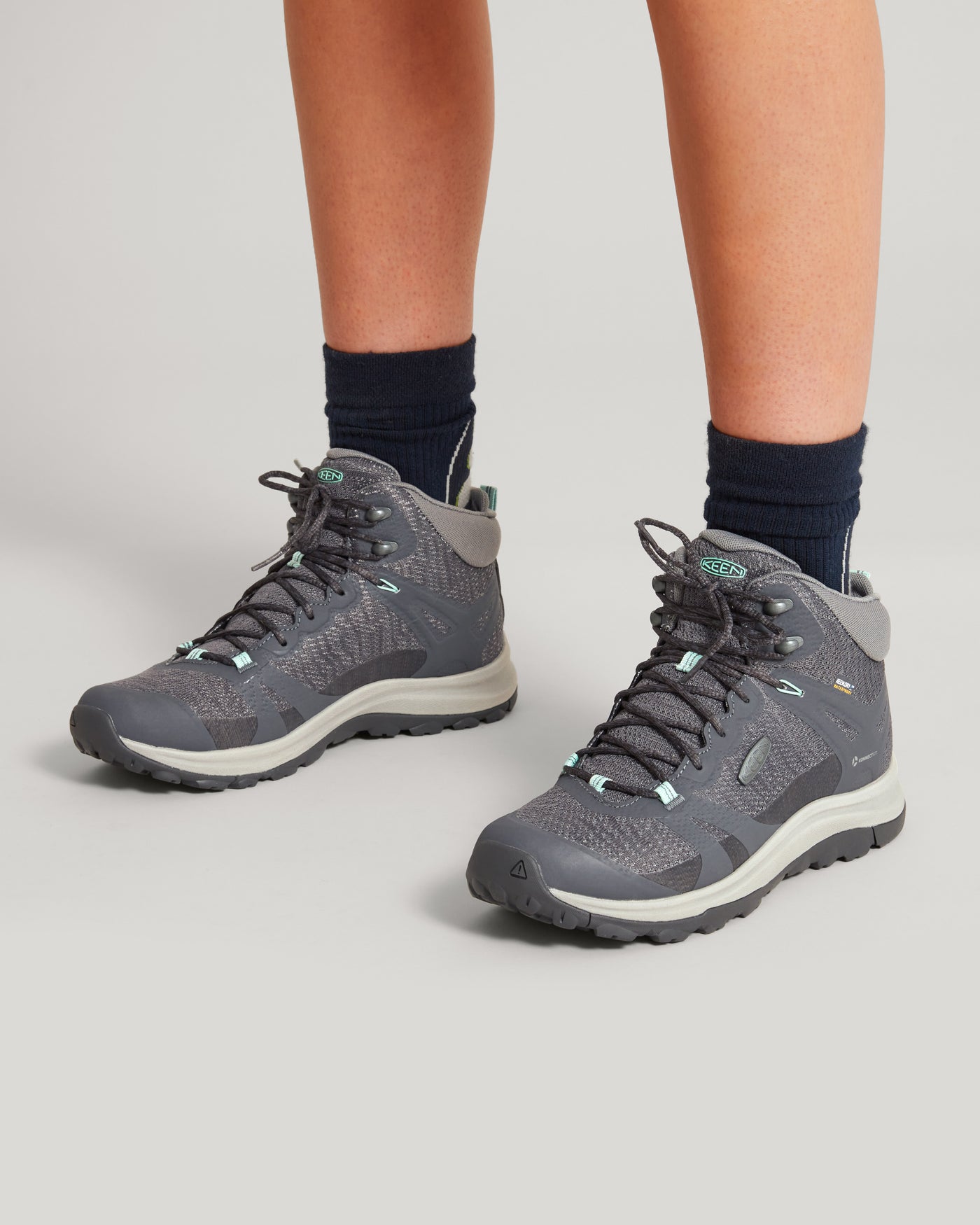 a1514_nzx_keen_terradora_ii_mid_wp_womens_boots_bla_c_1743731239000