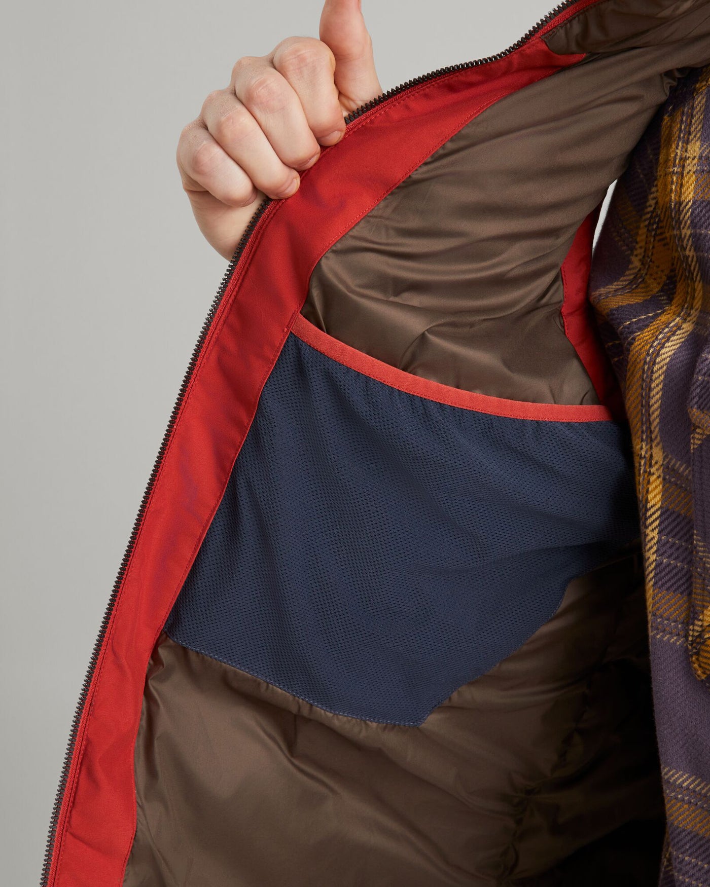 a1575_679_frisco_x_mens_down_vest_red_e_1743634252000