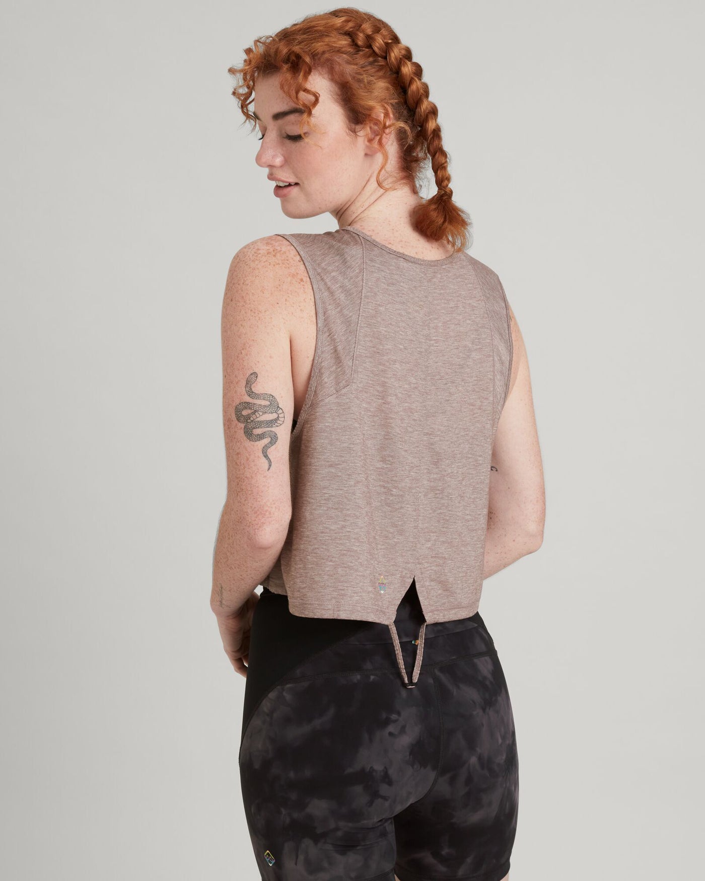 a1720_816_wdn_go_womens_ta_d_1743629593000