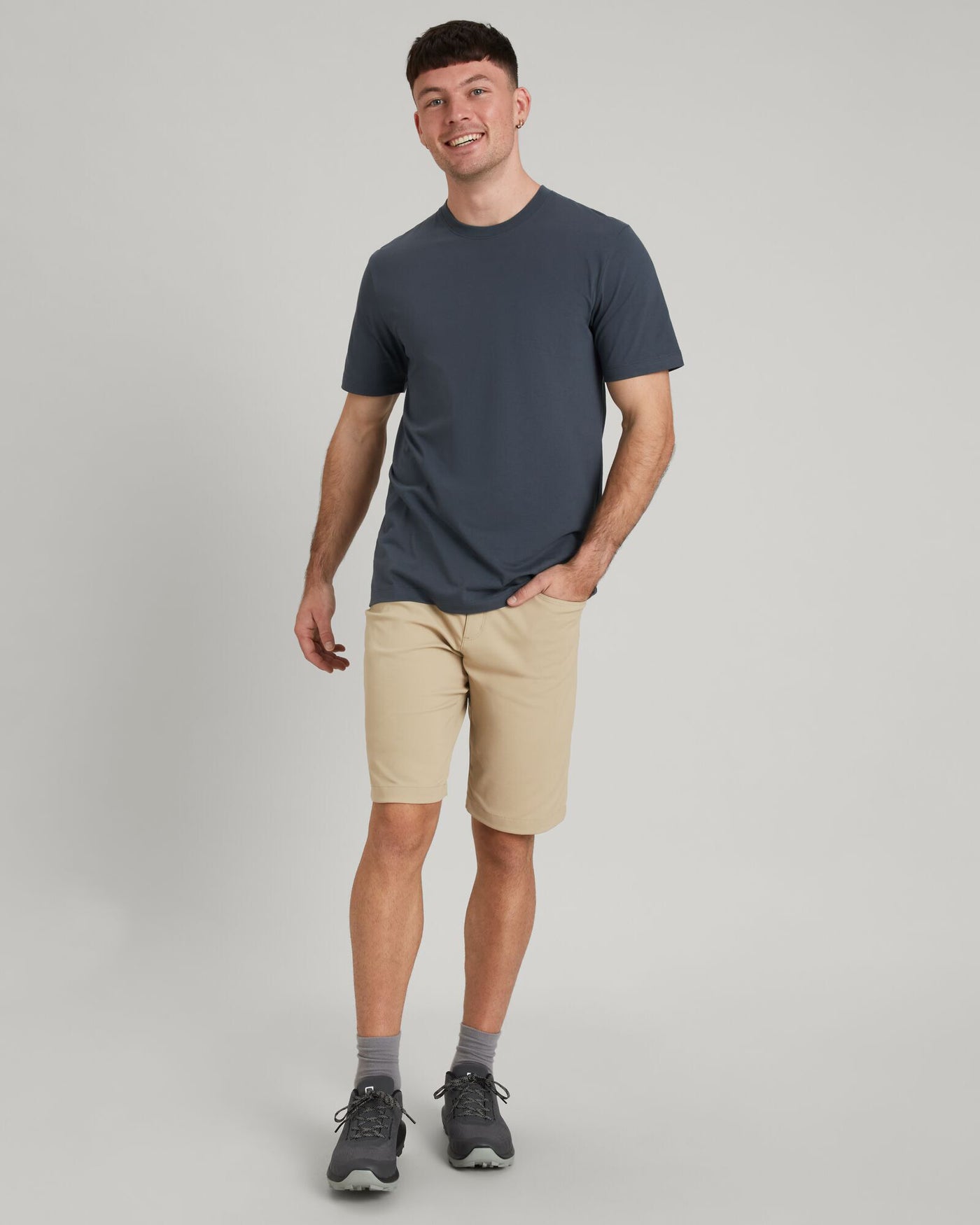 a1764_o4t_kmd_solid_mens_short_sleeve_b_1743629990000