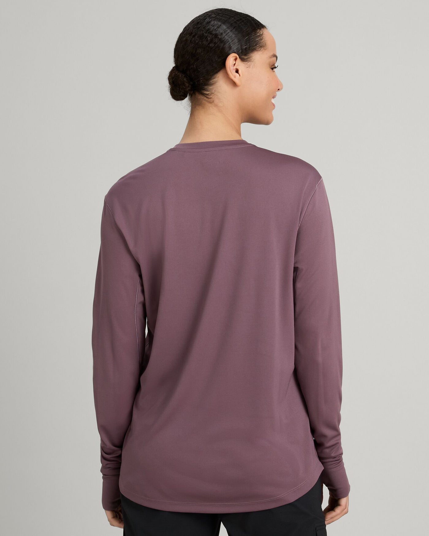 b0411_nwg_sun_stopper_womens_long_sleeve_top_d_1743630292000