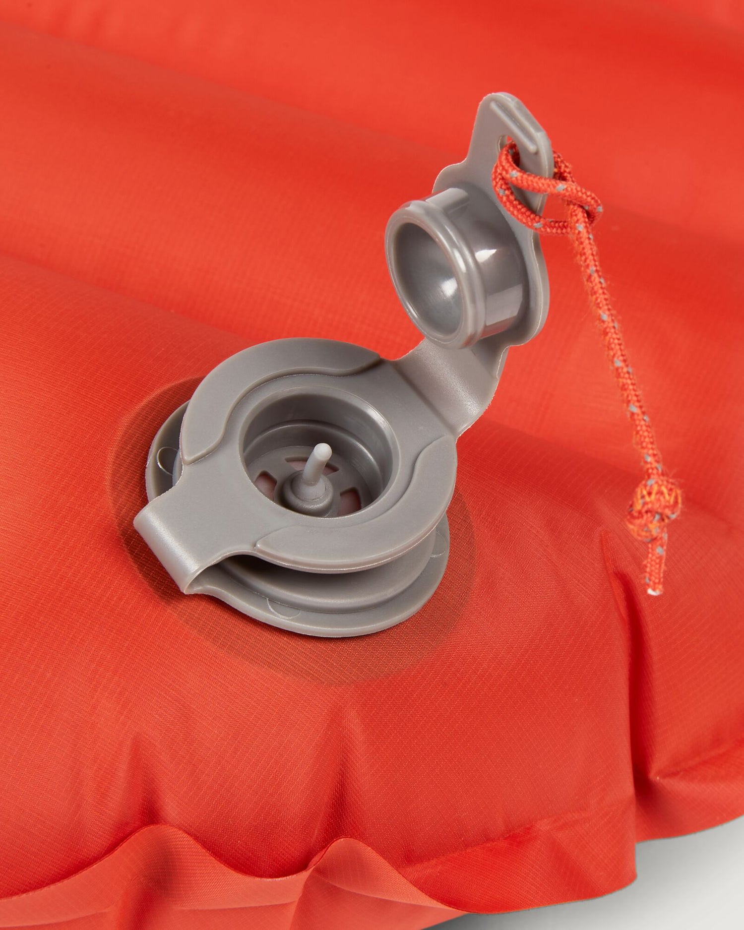 b0414_679_zenter_insulated_air_mat_re_c_1743631173000