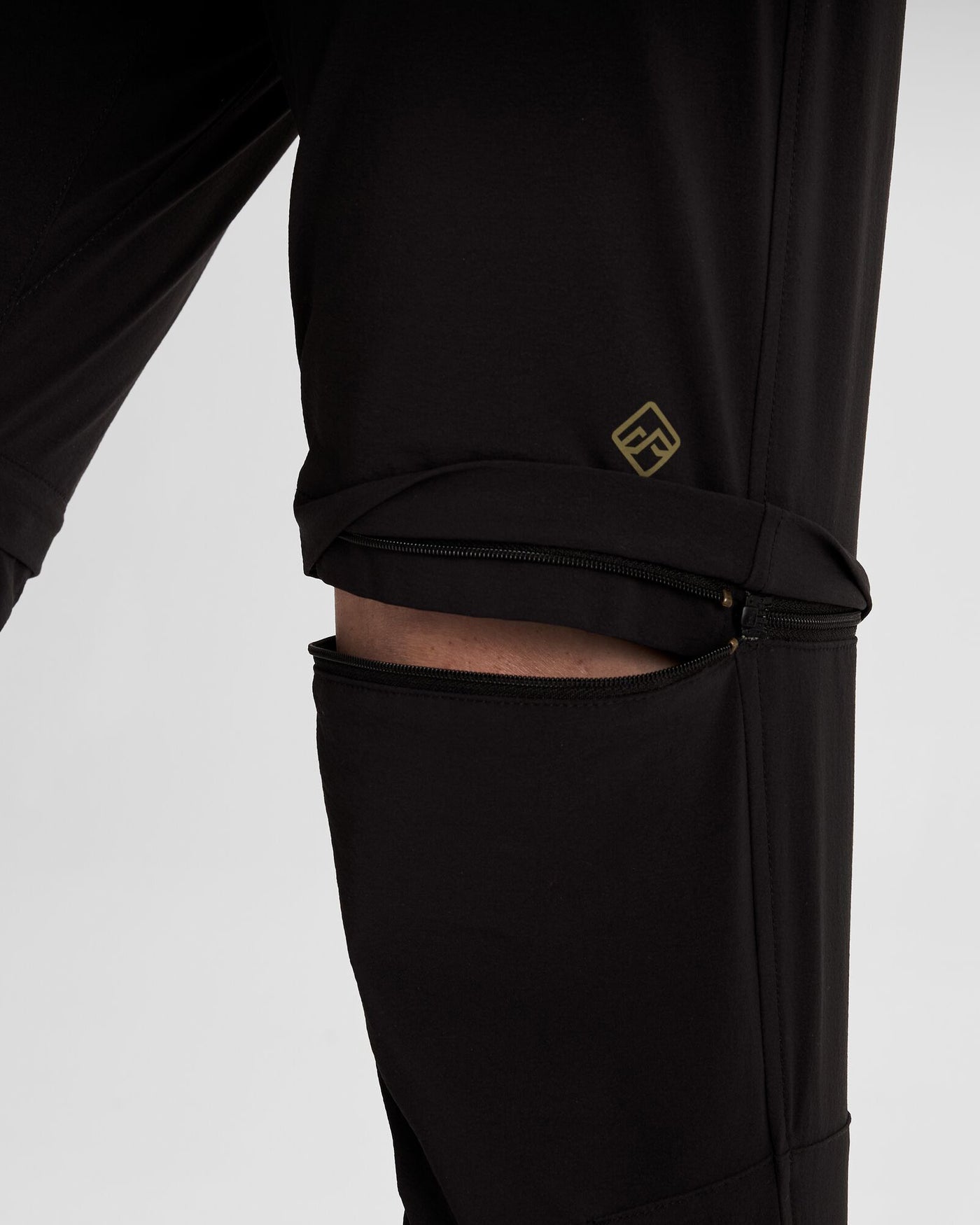 b0668_902_flinders_womens_convertible_pants_f_1743633105000