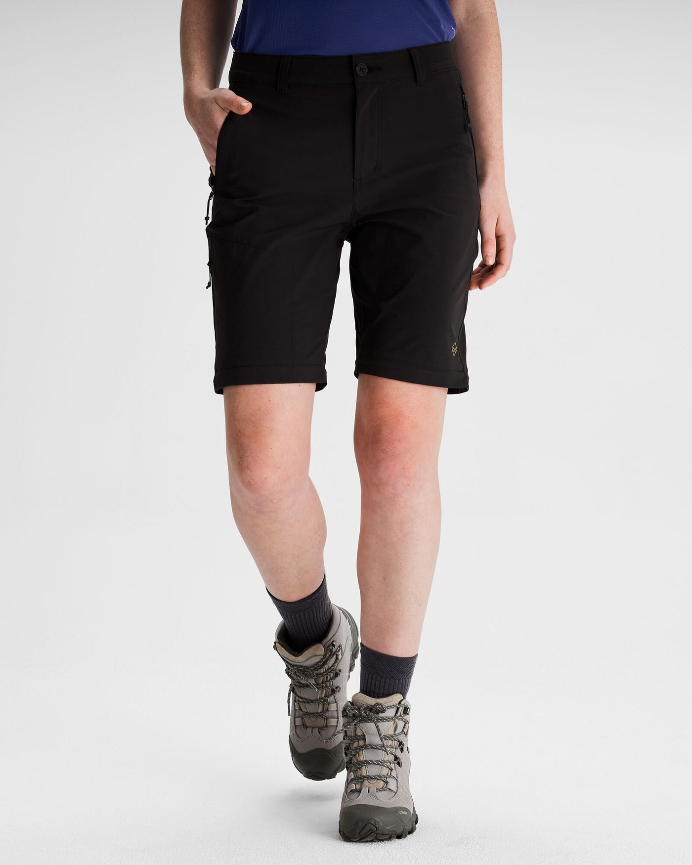 b0668_902_flinders_womens_convertible_pants_g_1743633105000