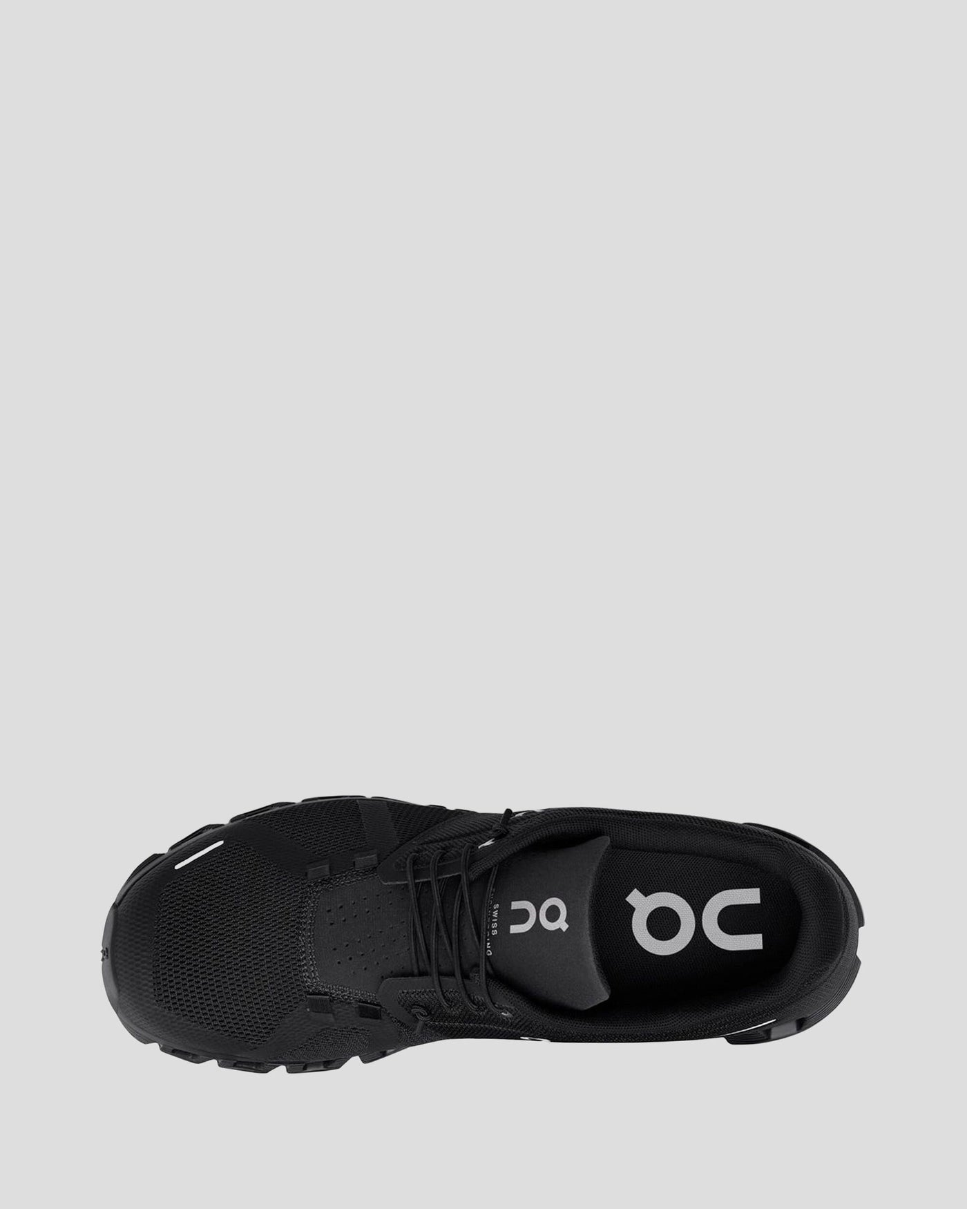 b0677_902_on_running_cloud_5_mens_a_d_1743635429000