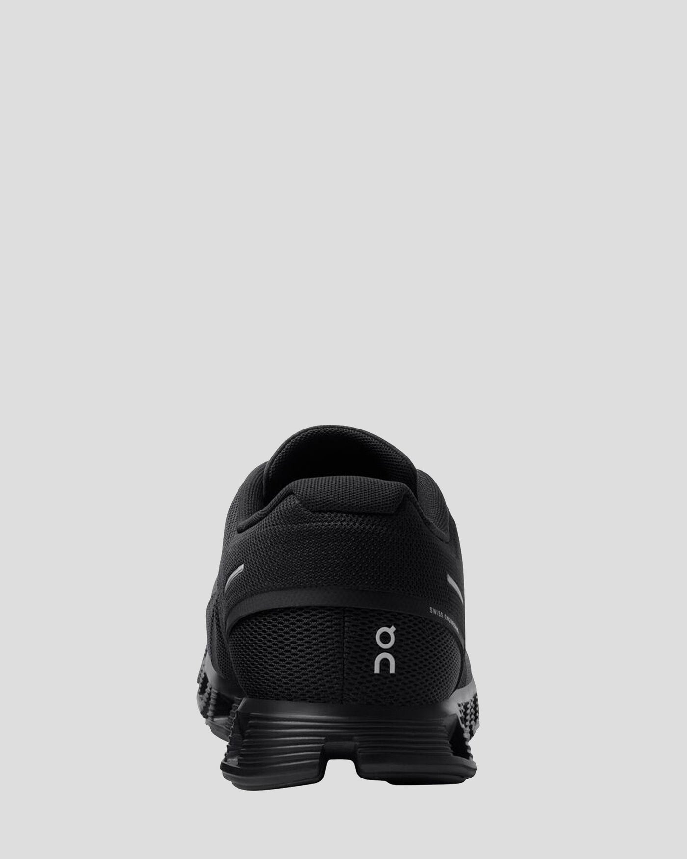 b0677_902_on_running_cloud_5_mens_a_f_1743635431000