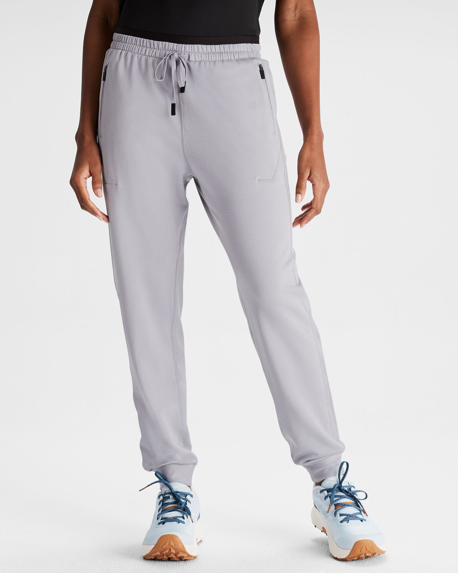 b0726_oi5_seeker_fleece_womens_joggers_a_1743632964000