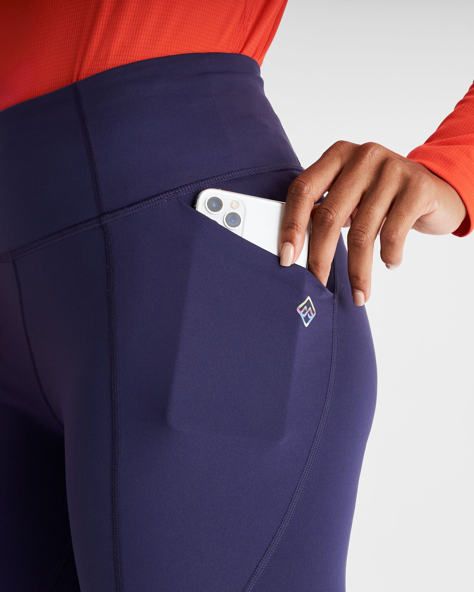 b0736_ofc_seeker_womens_7_8_legging_d_1743632941000