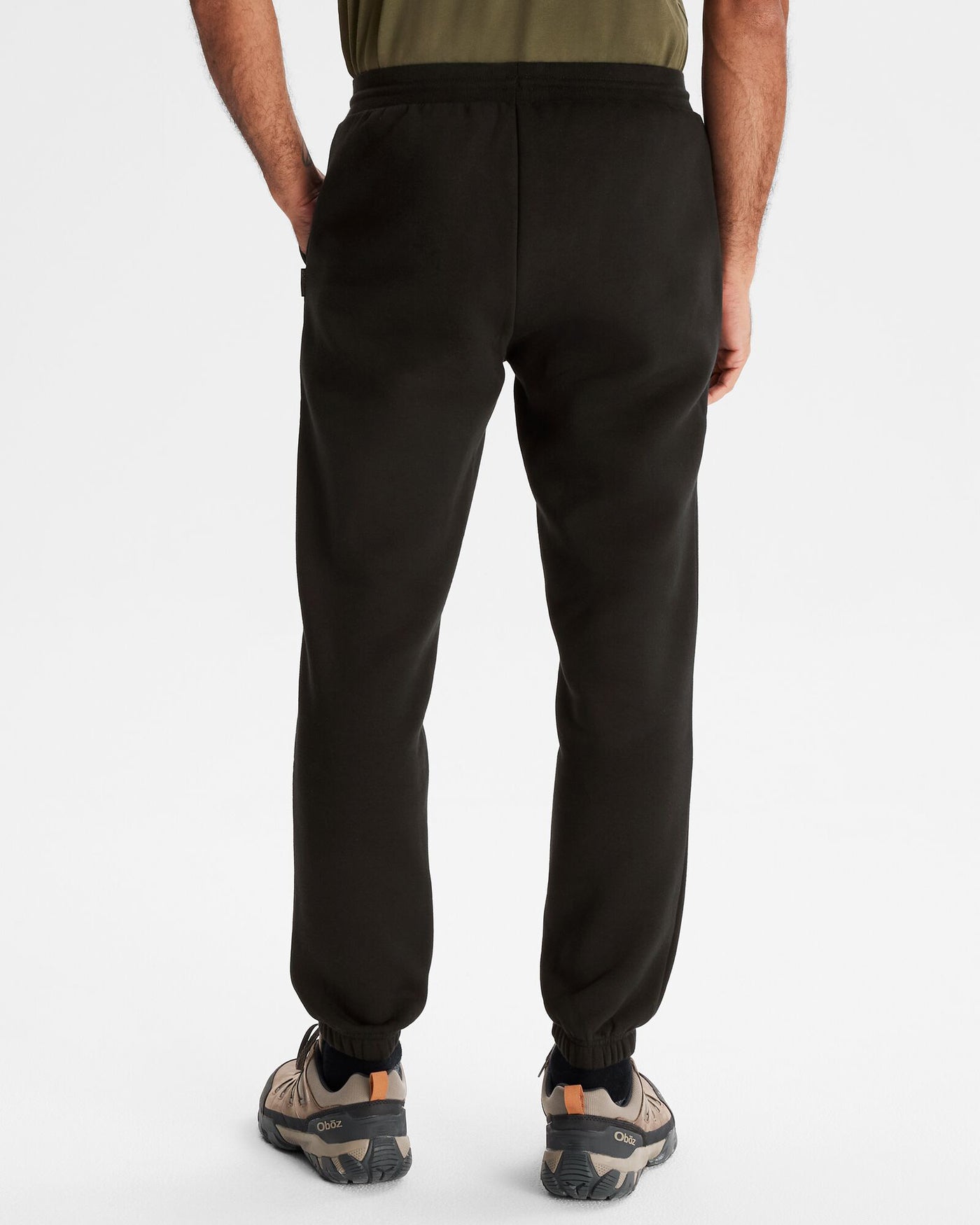 b0866_902_logo_mens_bb_jogger_c_1743632593000