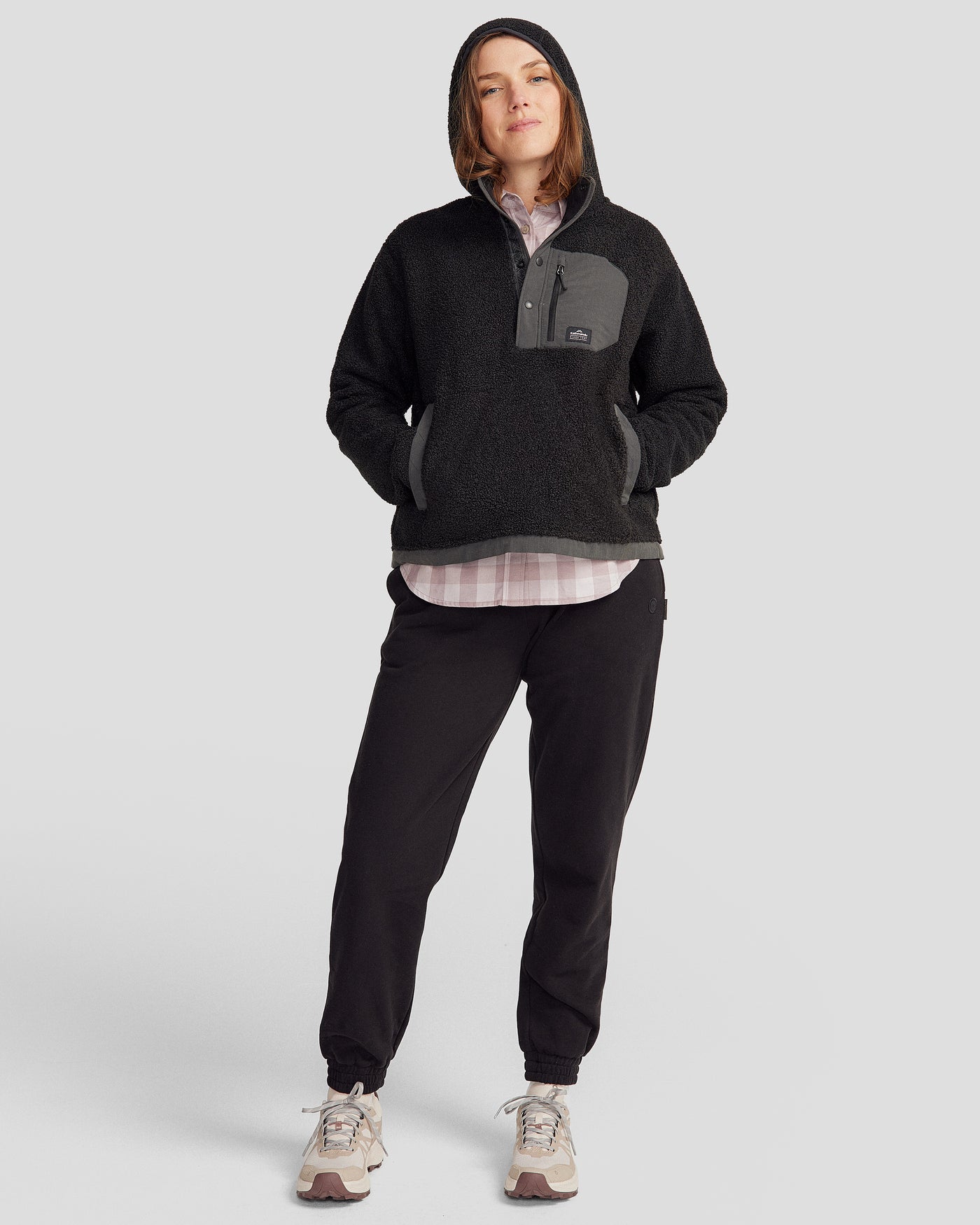 b0923_o4w_co_z_high_pile_womens_hooded_pullover_v2_b_1744693836000