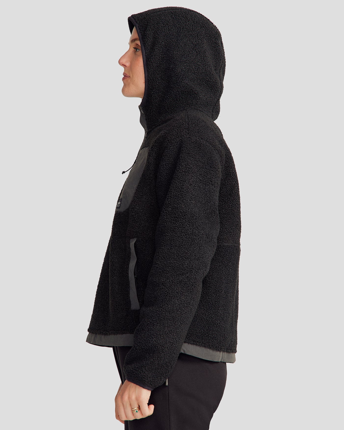 b0923_o4w_co_z_high_pile_womens_hooded_pullover_v2_c_1744693822000