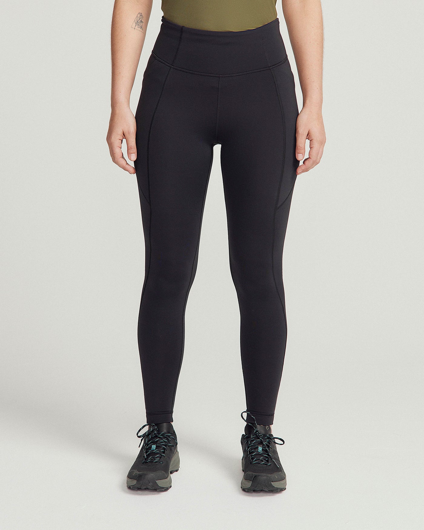 b0935_o4w_womens_seeker_winter_leggings_a_1743629162000