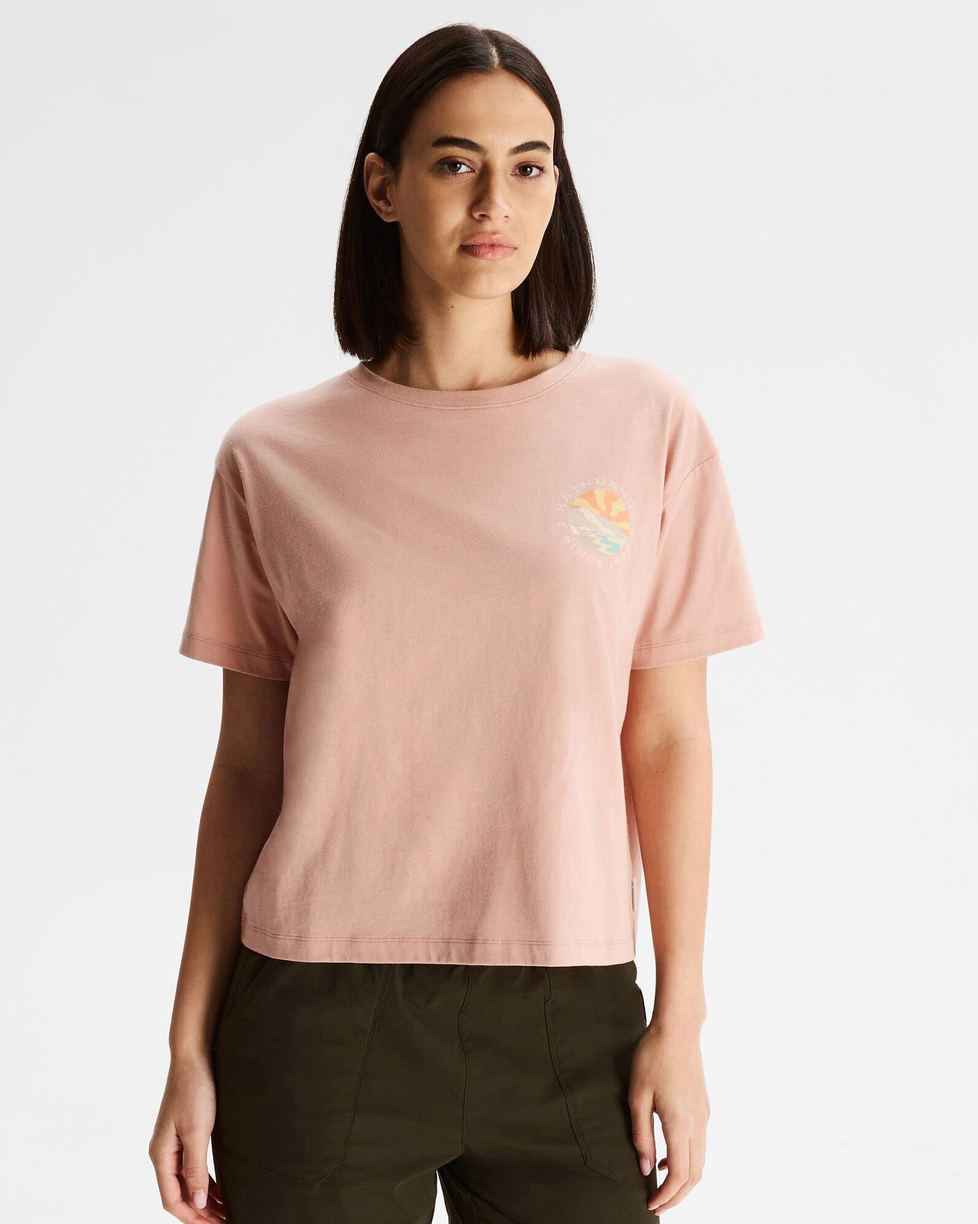 b0994_nz0_womens_sunburst_logo_organic_cotton_short_sleeve_te_a_1743632429000