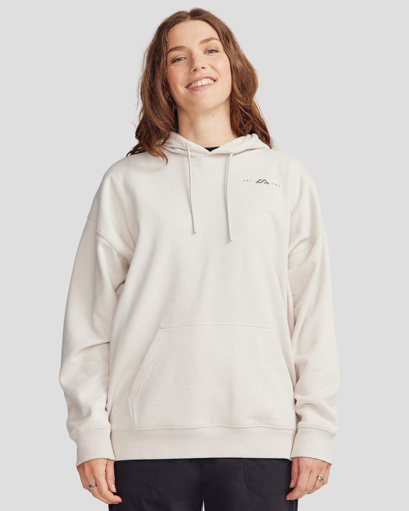 b1390_olb_womens_mountain_camo_relaxed_hoodie_n_a_1744694198000