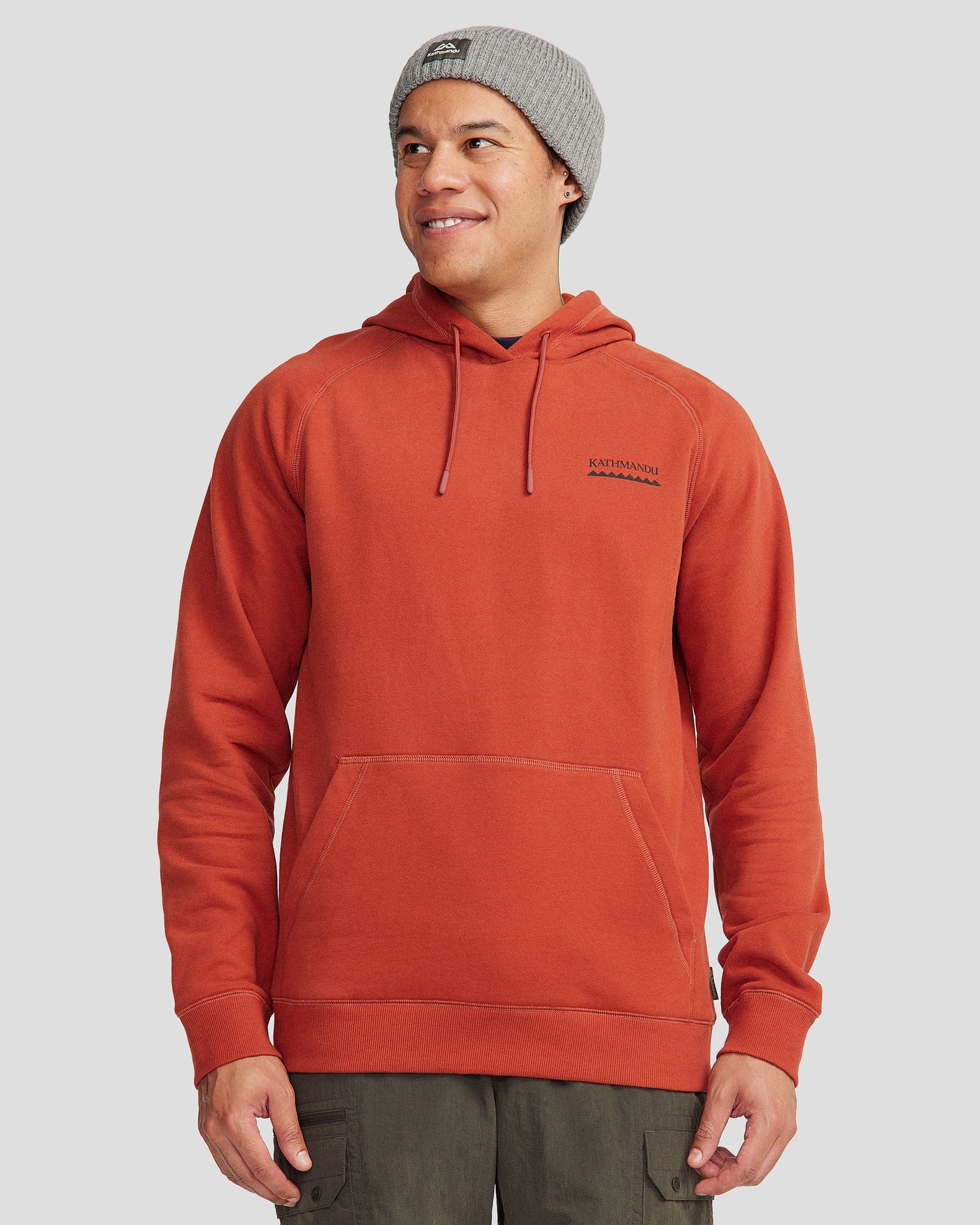 b1447_nmu_mens_heritage_hood_a_1744694163000