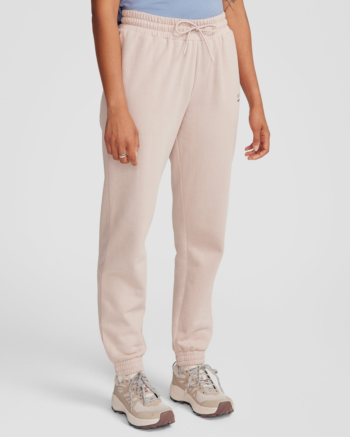 b1448_or1_womens_heritage_relaxed_joggers_n_c_1744694009000