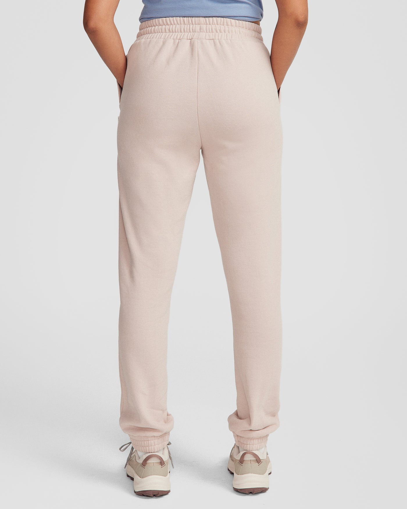 b1448_or1_womens_heritage_relaxed_joggers_n_e_1744693935000
