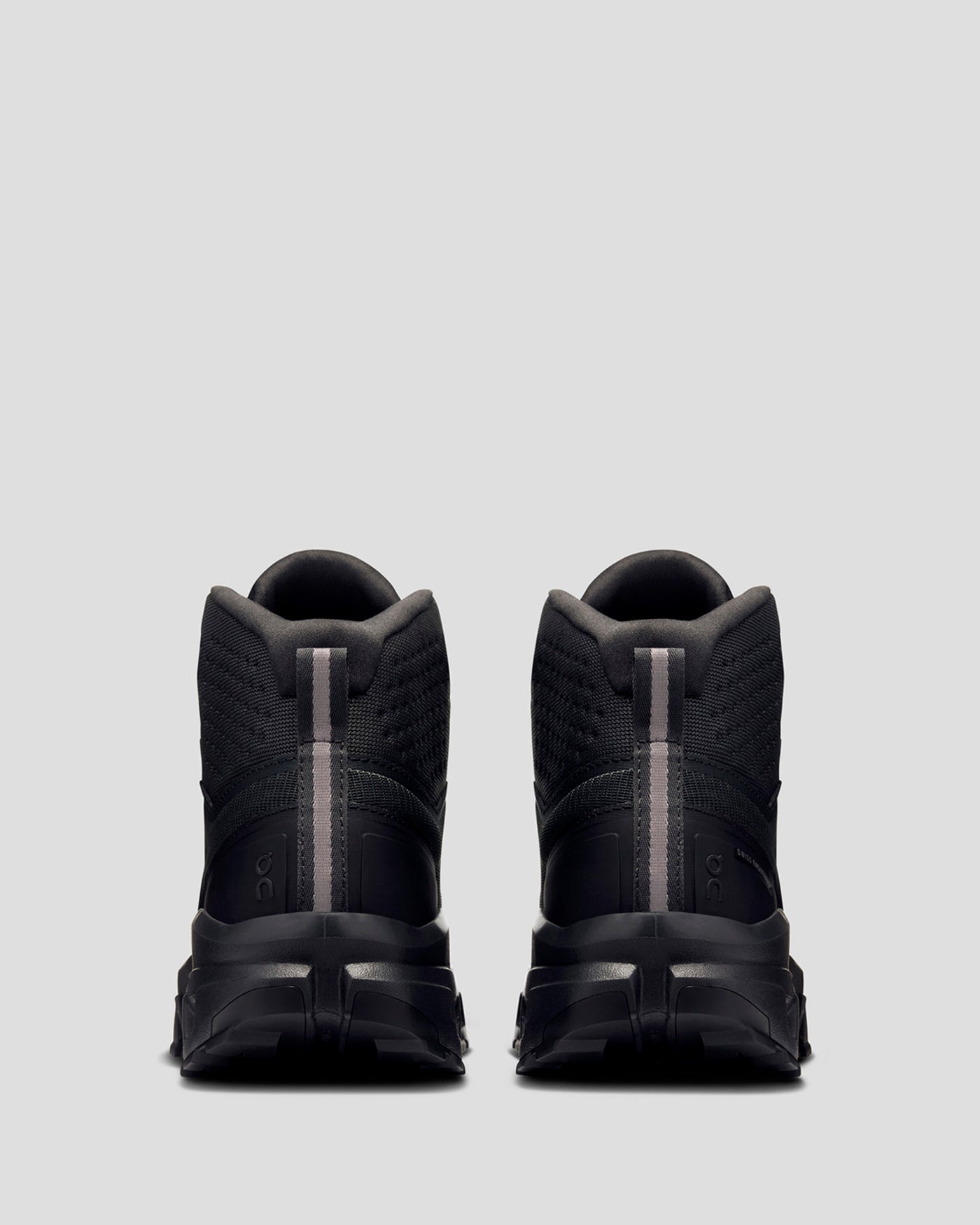 b1699_891_on_running_cloudrock_mid_wp_wome_d_1743629258000