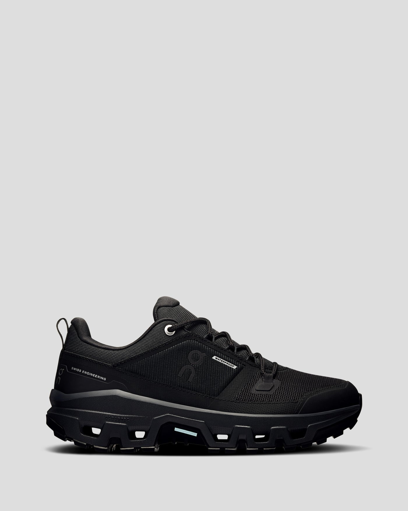 b1700_891_on_running_cloudrock_low_wp_wome_a_1743628927000