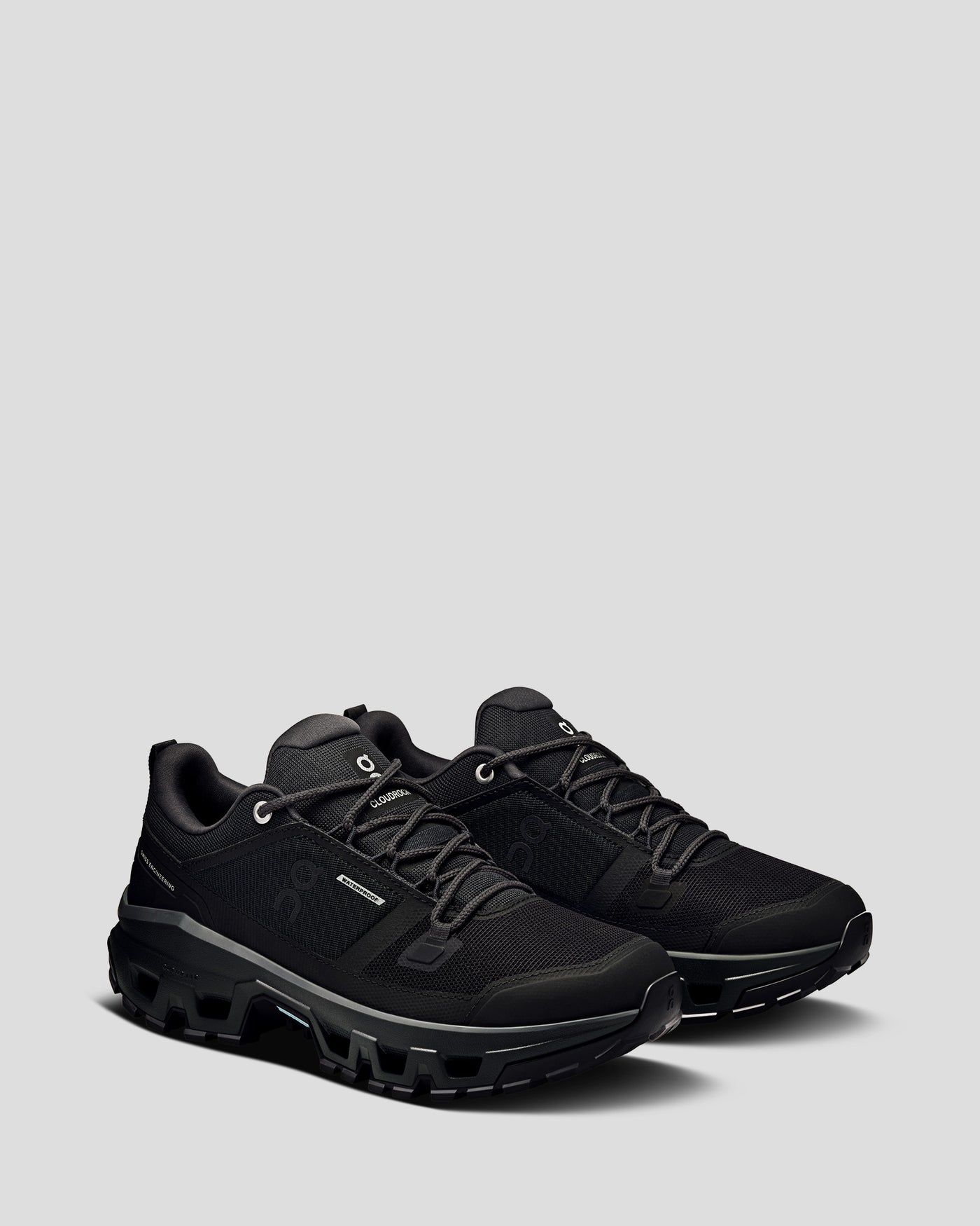 b1700_891_on_running_cloudrock_low_wp_wome_b_1743629036000