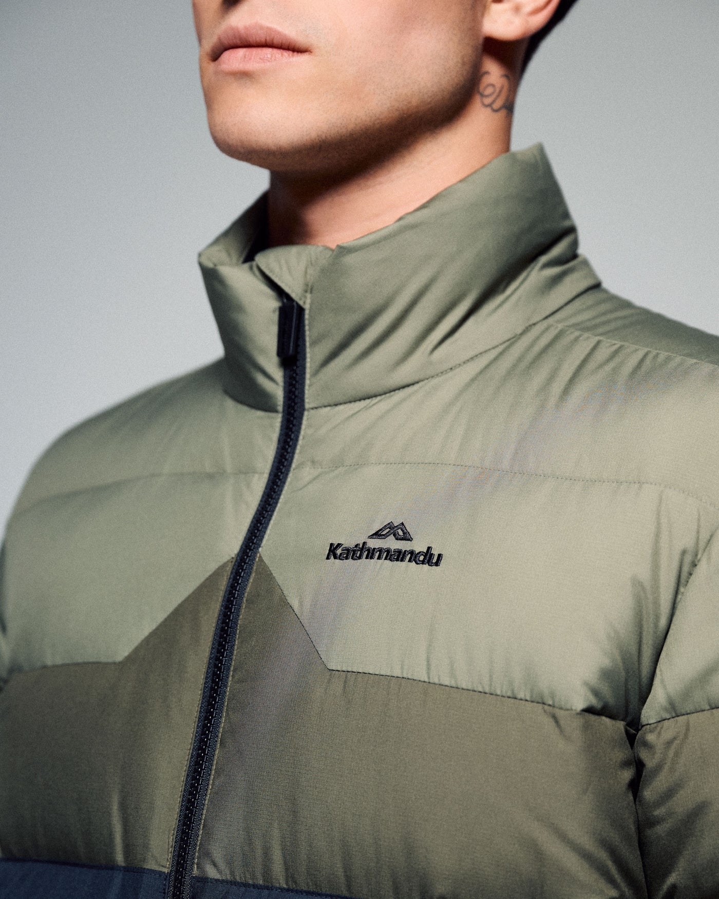 b2904_p4p_mens_epiq_limited_down_jacket_g_1774913957000